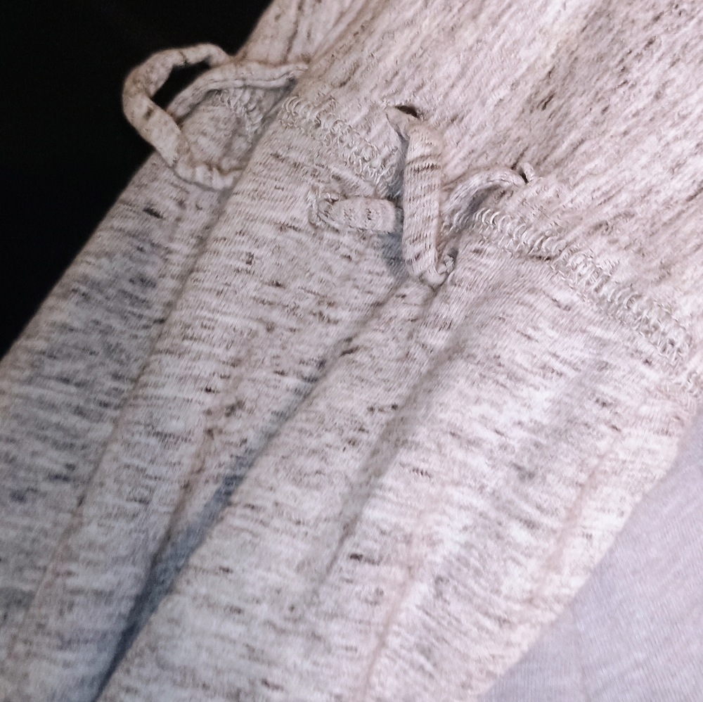 VS Pink Bundle Of 5 Sz Medium Gray Hoodies/ Sweatshirts - Picture 14 of 15